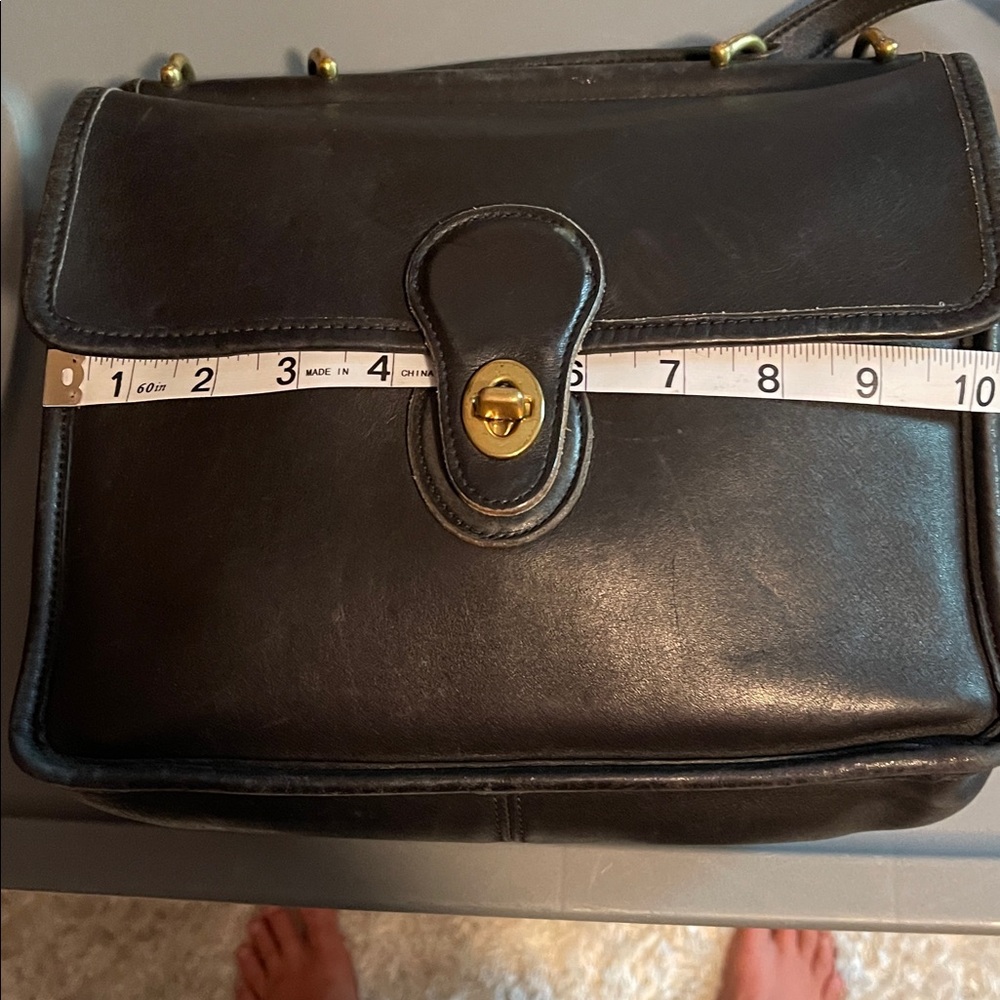 Vintage Coach Black Leather Satchel - Timeless Office Bag - Picture 9 of 13